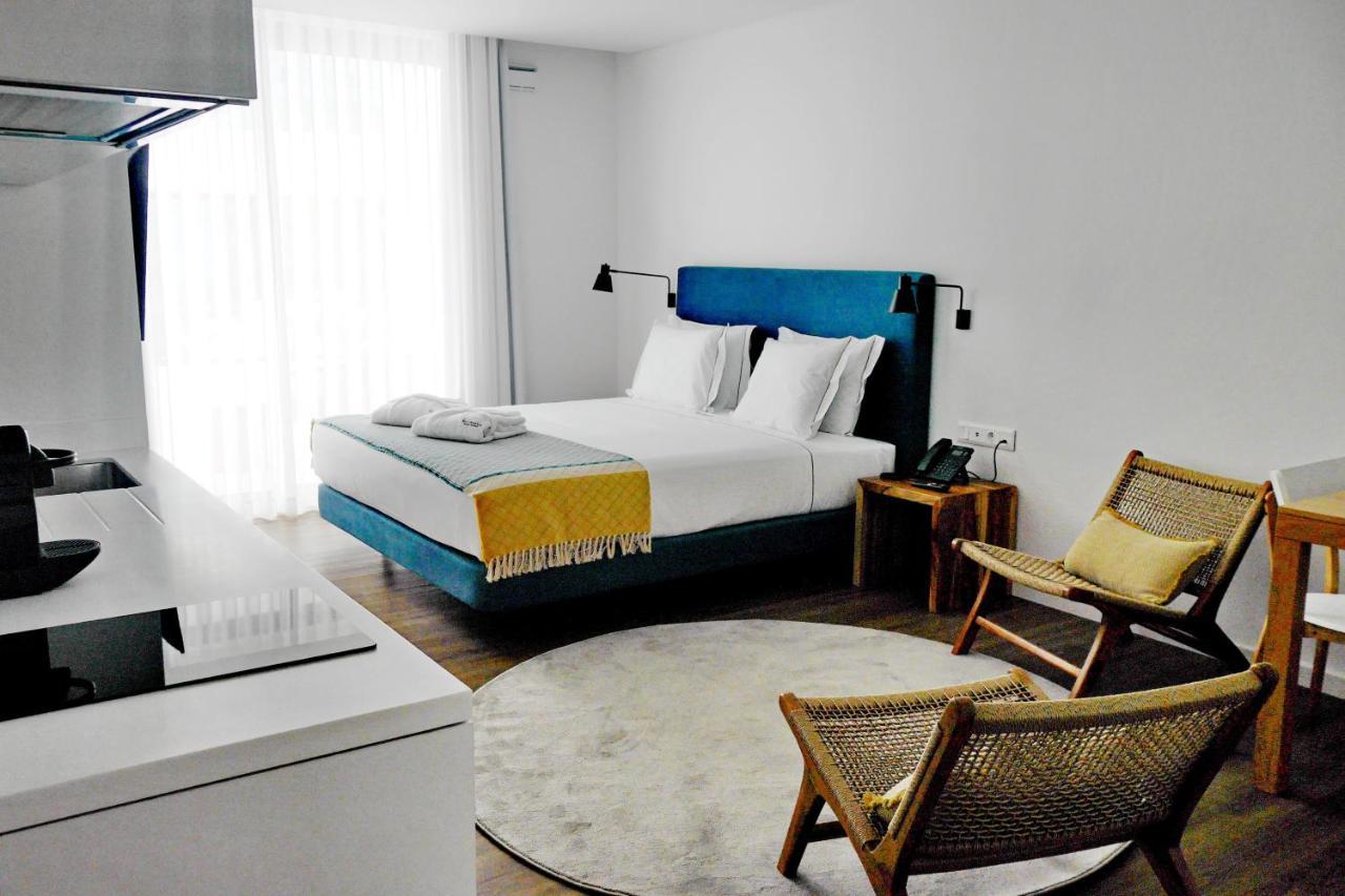 Ponta Delgada Pero Teive Bay Apartments Hotel מראה חיצוני תמונה