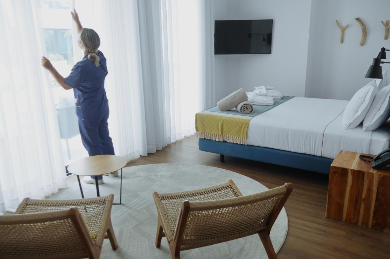Ponta Delgada Pero Teive Bay Apartments Hotel מראה חיצוני תמונה