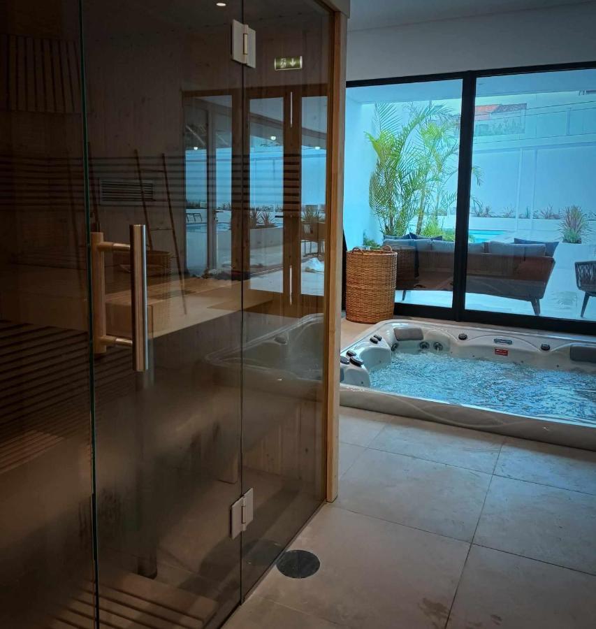 Ponta Delgada Pero Teive Bay Apartments Hotel מראה חיצוני תמונה