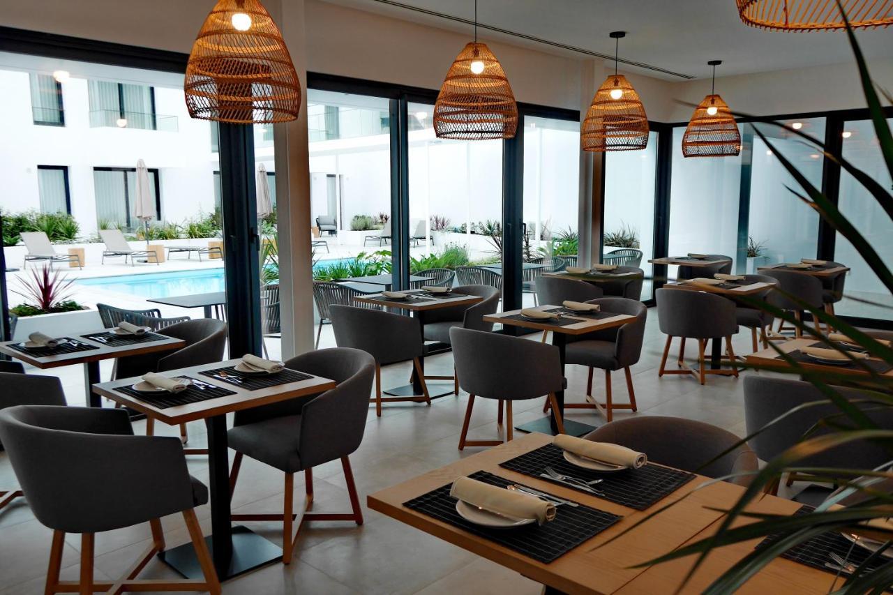 Ponta Delgada Pero Teive Bay Apartments Hotel מראה חיצוני תמונה